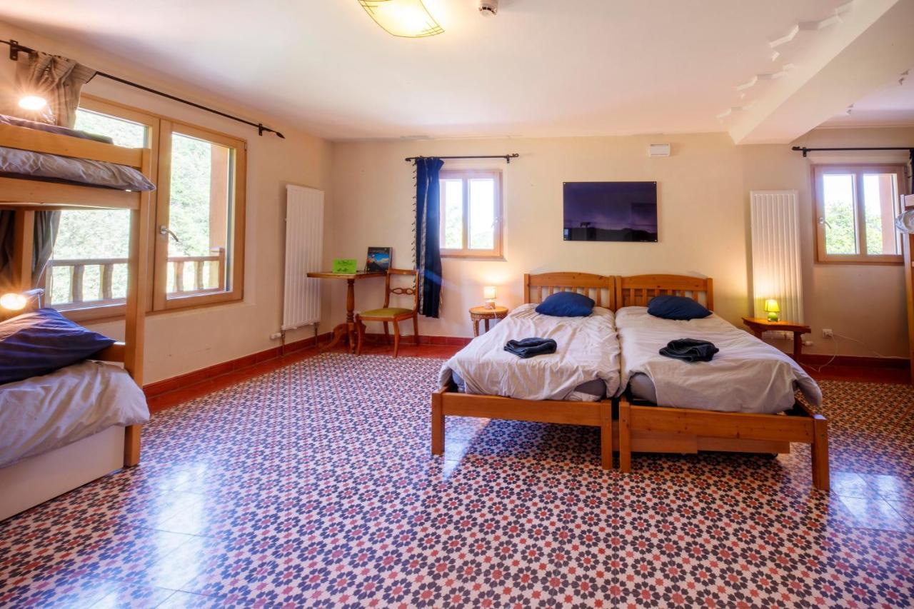 Eco-Hotel Et Yourtes Du Mercantour Гийом Екстериор снимка